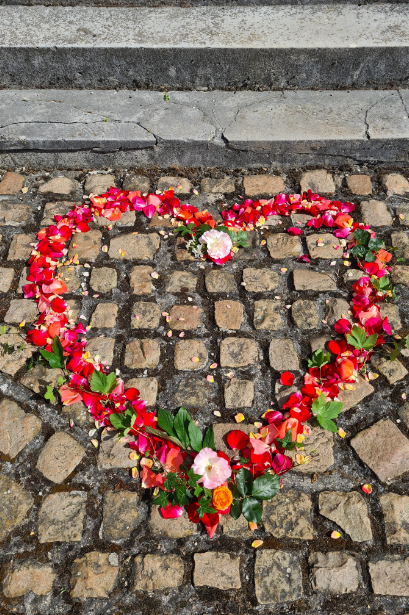 Land art cœur en fleur